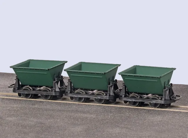 peco-gr333-oo-9-v-skip-wagen-gr-n-3er-set-kipplore image 1