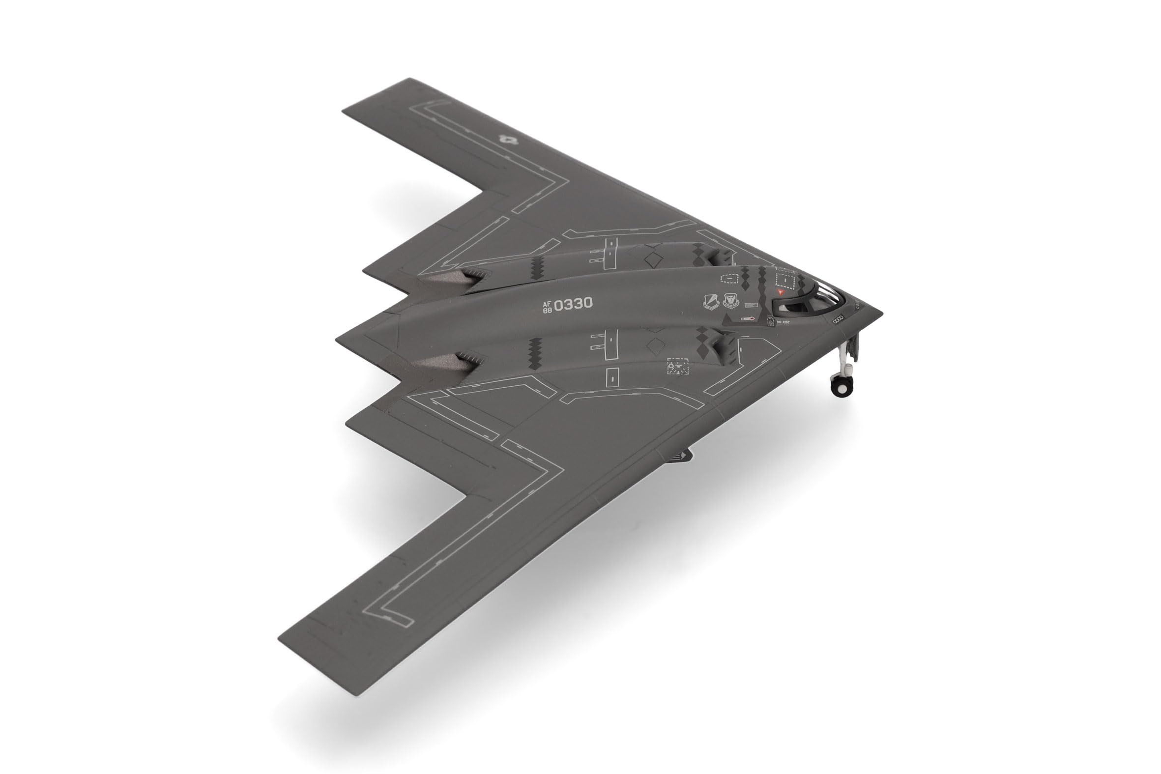 herpa-wings-u-s-air-force-b-2a-spirit-flugzeugmodell-1-200-metall image 1