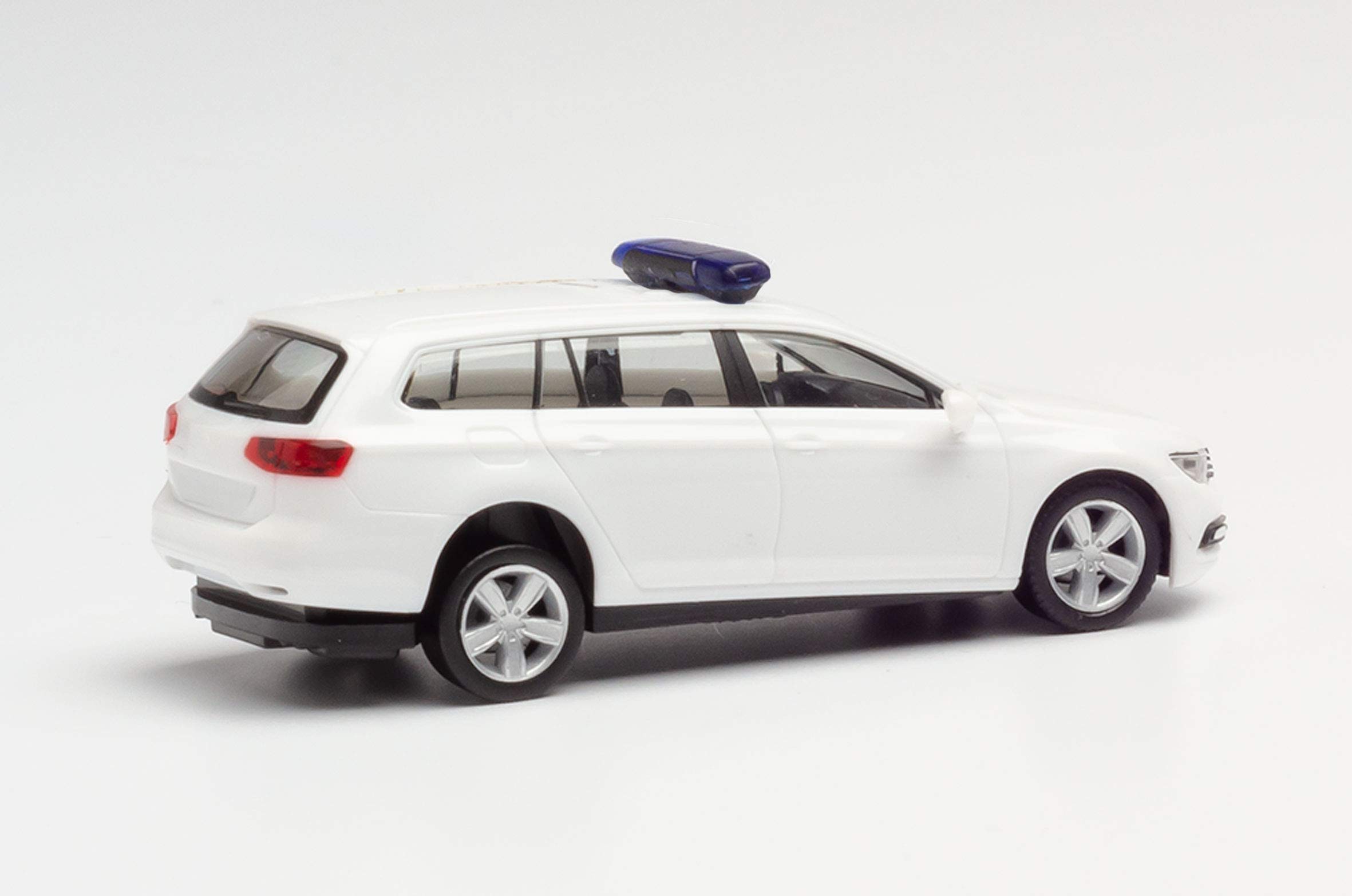 herpa-minikit-013772-vw-passat-variant-bausatz-1-87-wei image 4