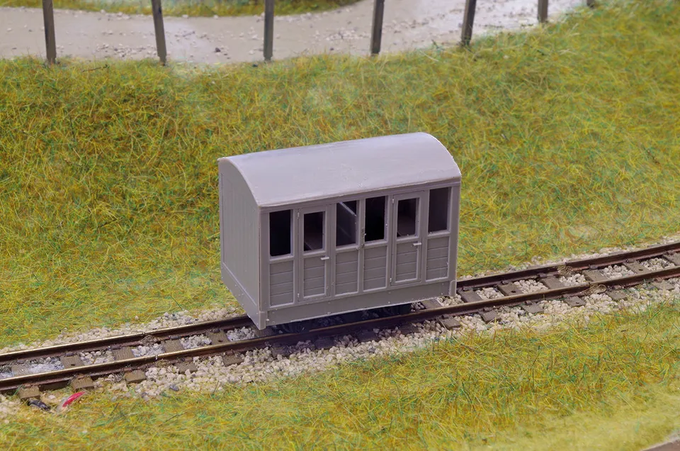 dundas-dm75-oo-9-personenwagen-3-klasse-bausatz image 1