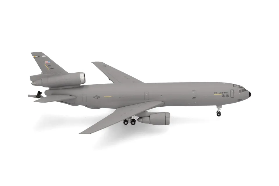 herpa-wings-kc-10-extender-usaf-flugzeugmodell-1-500-metall image 1