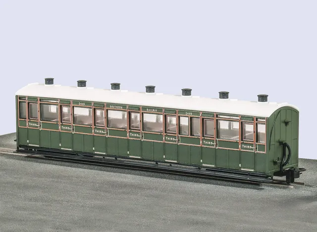 peco-gr441a-personenwagen-l-b-3-kl-sr-2469-00-9 image 1