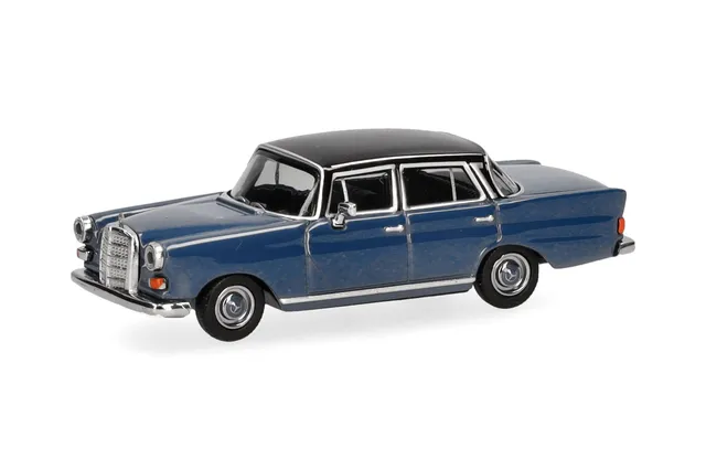 herpa-mercedes-benz-200-heckflosse-modellauto-blau-schwarz-1-87 image 1