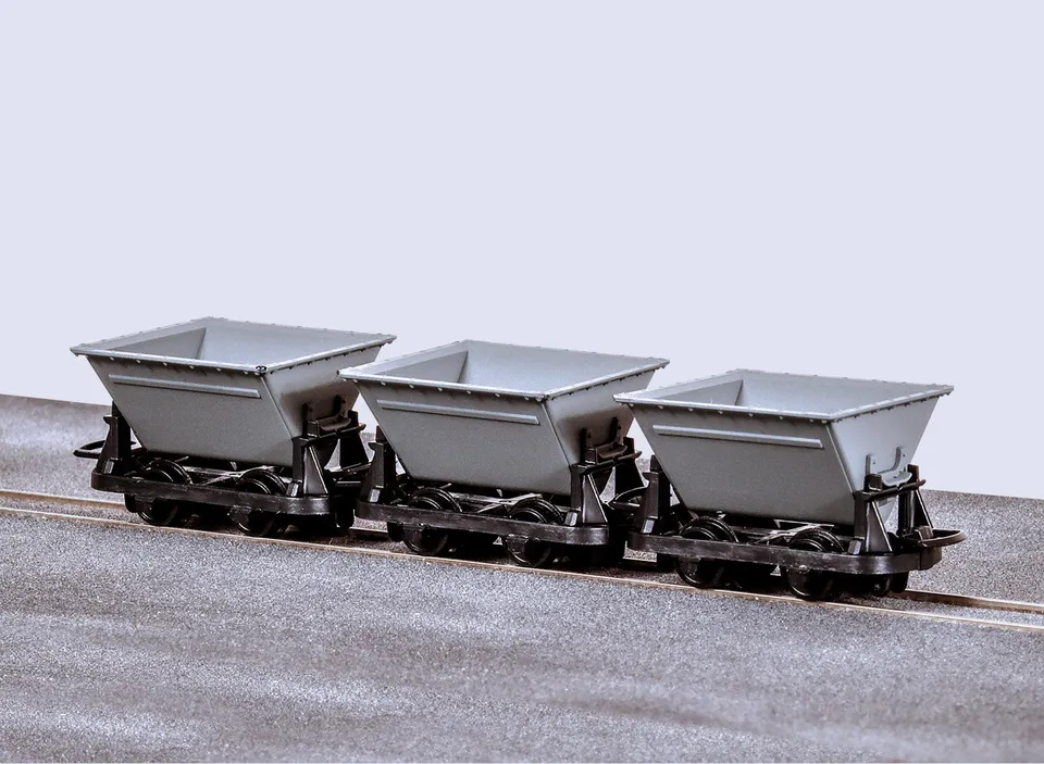 peco-gr-330-v-kipploren-braun-oo-9-3er-pack-wagen image 1