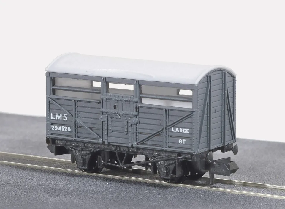 peco-nr45m-lms-viehwagen-g-terwagen-spur-n image 1