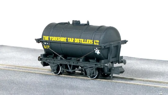 peco-nrp180-kesselwagen-yorkshire-tar-spur-n image 1