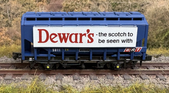 peco-nr65p-getreidewagen-dewar-s-5811-spur-n image 1