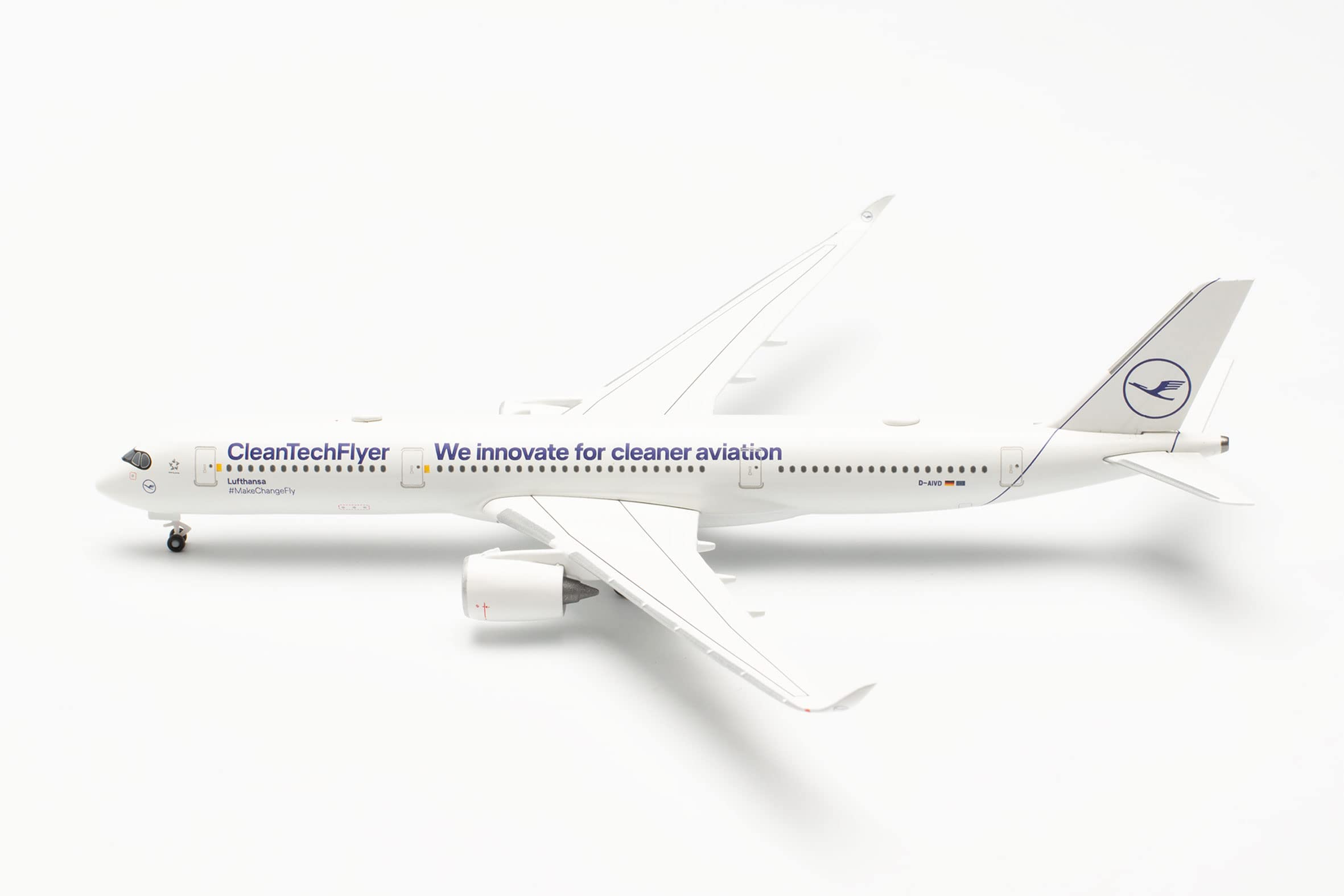 herpa-wings-airbus-a350-900-lufthansa-flugzeugmodell-1-500-metall image 2