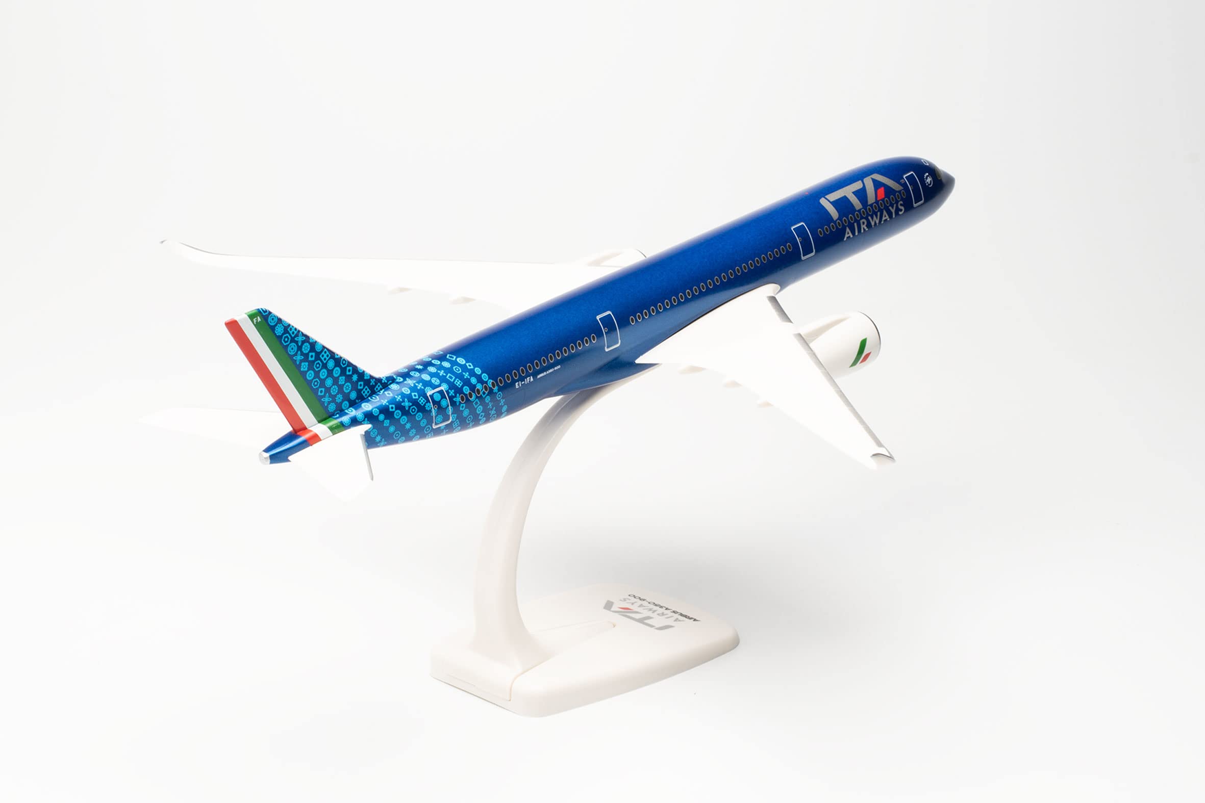 herpa-snapfit-ita-airways-airbus-a350-900-flugzeugmodell-1-200-ei-ifa image 2