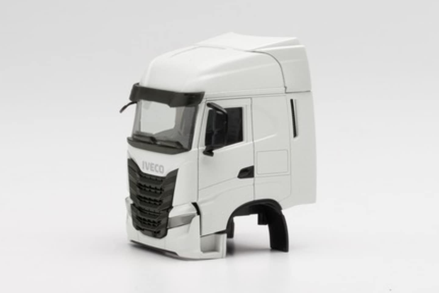 herpa-cars-trucks-iveco-s-way-fahrerhaus-085342-wei-2-stk-1-87 image 1