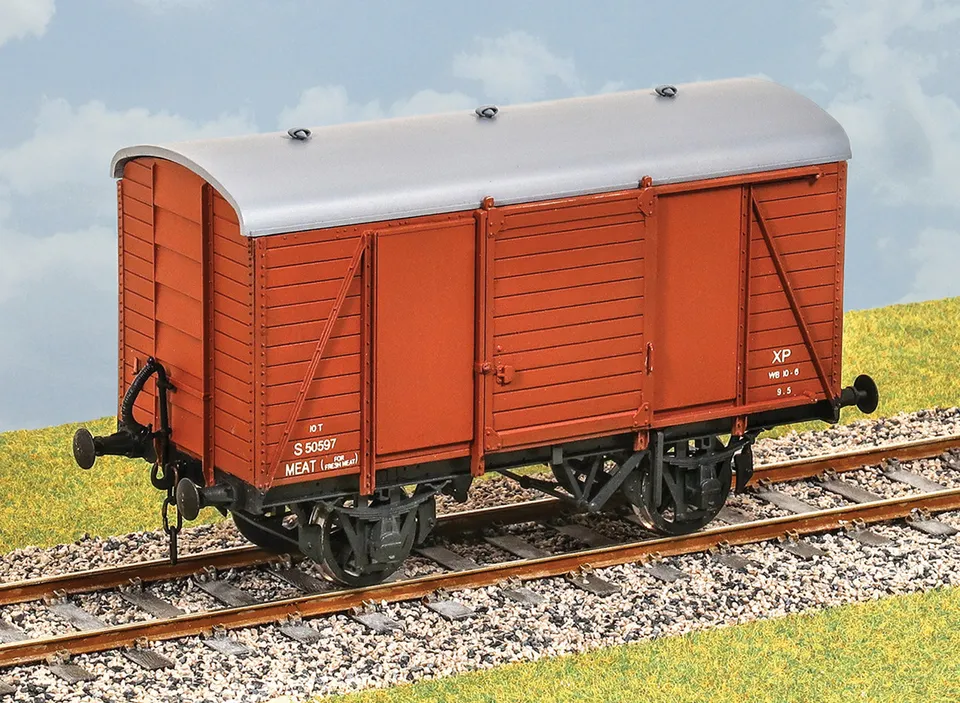 peco-parkside-ps101-southern-meat-van-bausatz-spur-0 image 1