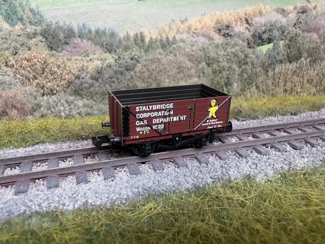 peco-peco-nr7024p-offener-g-terwagen-spur-n-stalybridge image 1