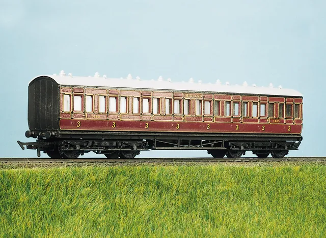 parkside-pc710-personenwagen-bausatz-oo-h0-lms-abteilwagen image 1