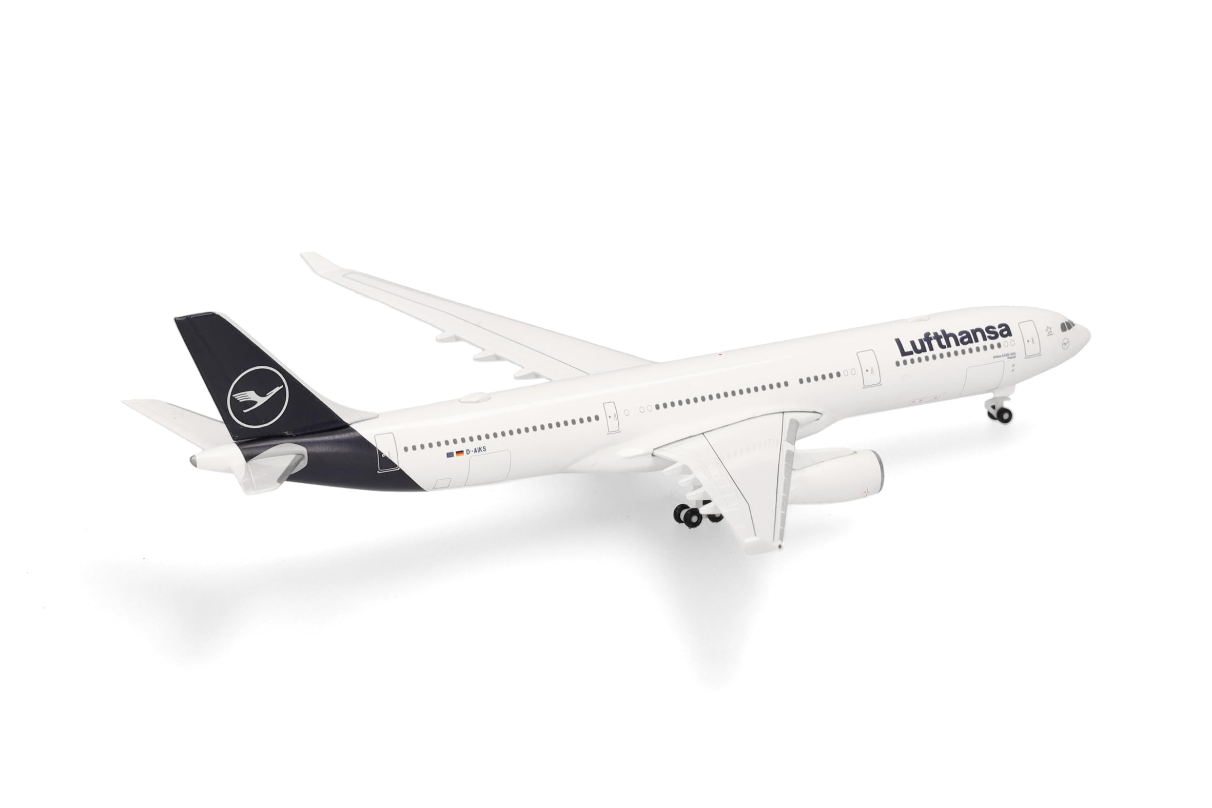 herpa-wings-lufthansa-airbus-a330-300-flugzeugmodell-1-500-metall image 3