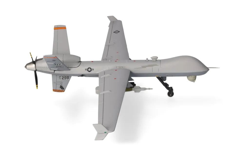 herpa-wings-mq-9a-reaper-block-5-modellflugzeug-1-72-metall image 1