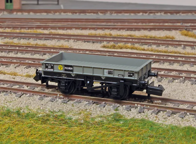 peco-nr1100b-roheisenwagen-br-grau-spur-n image 1