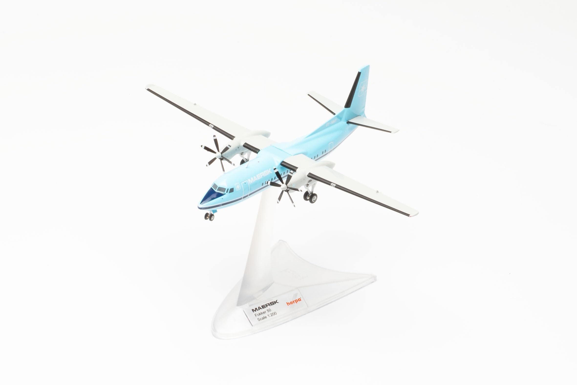 herpa-wings-maersk-air-fokker-50-modellflugzeug-oy-mmt-1-200 image 5