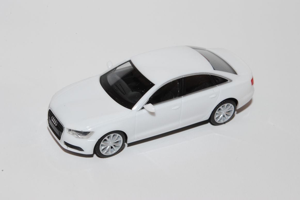 herpa-audi-a6-c7-limousine-modellauto-1-87-wei-h0 image 3
