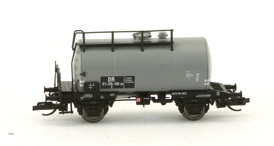 saxonia-g-terwagen-120076-kesselwagen-deutz-dr-ep-iii-grau image 1
