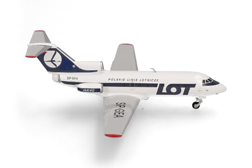 herpa-yakovlev-yak-40-lot-polish-airlines-1-200-metall image 6