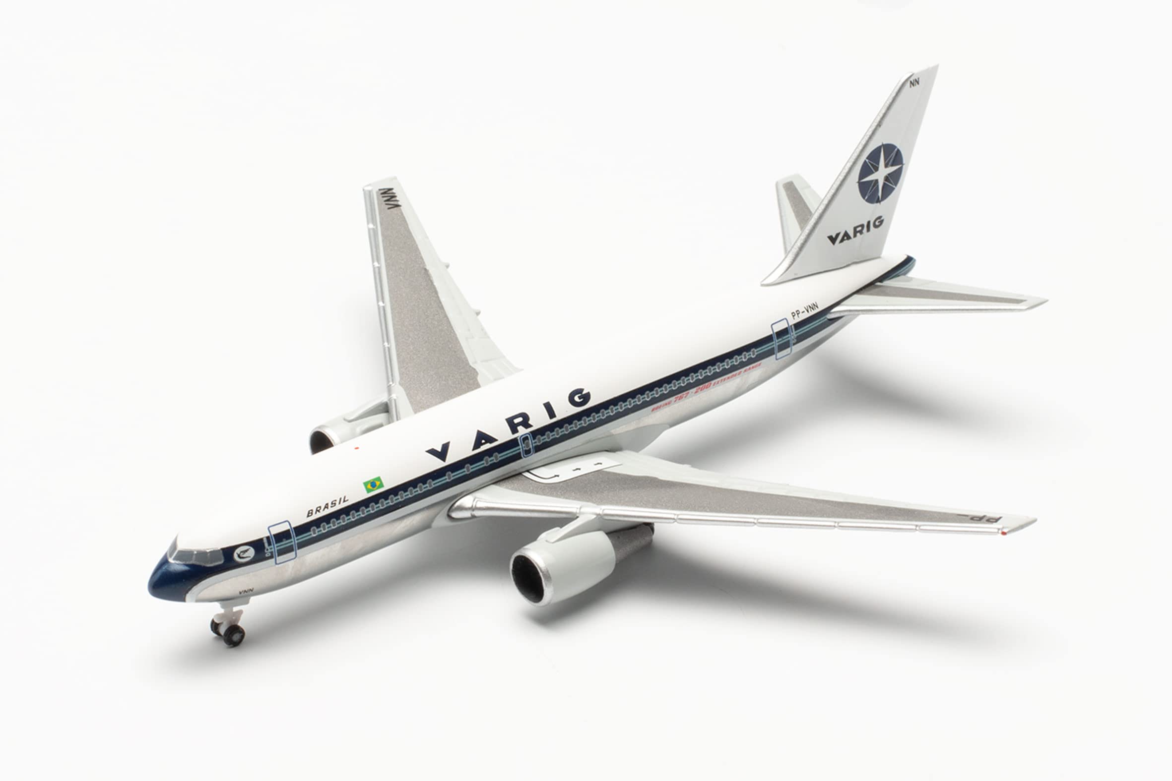herpa-wings-varig-boeing-767-200-flugzeugmodell-1-500-pp-vnn image 4