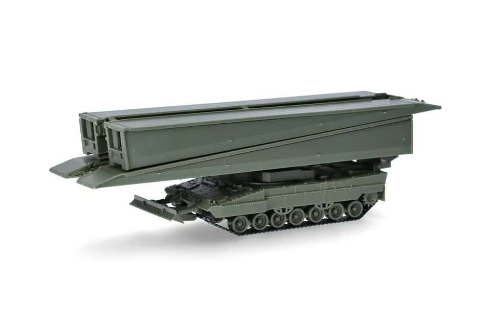 herpa-minitanks-br-ckenlegepanzer-leguan-26m-panzer-undekoriert-1-87 image 1