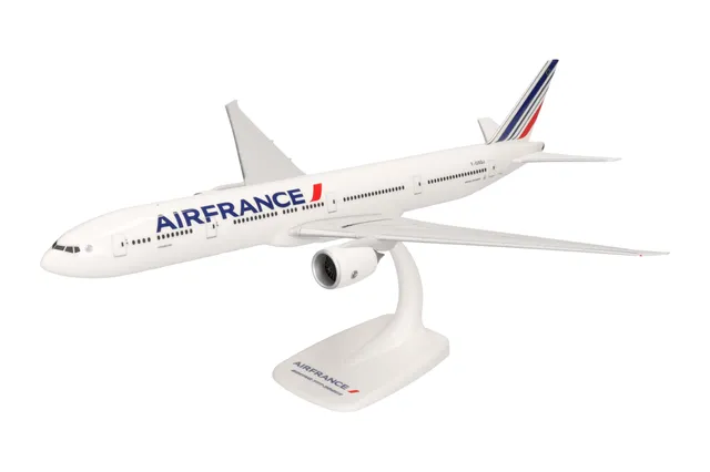 herpa-snapfit-air-france-boeing-777-300er-modellflugzeug-1-200 image 1